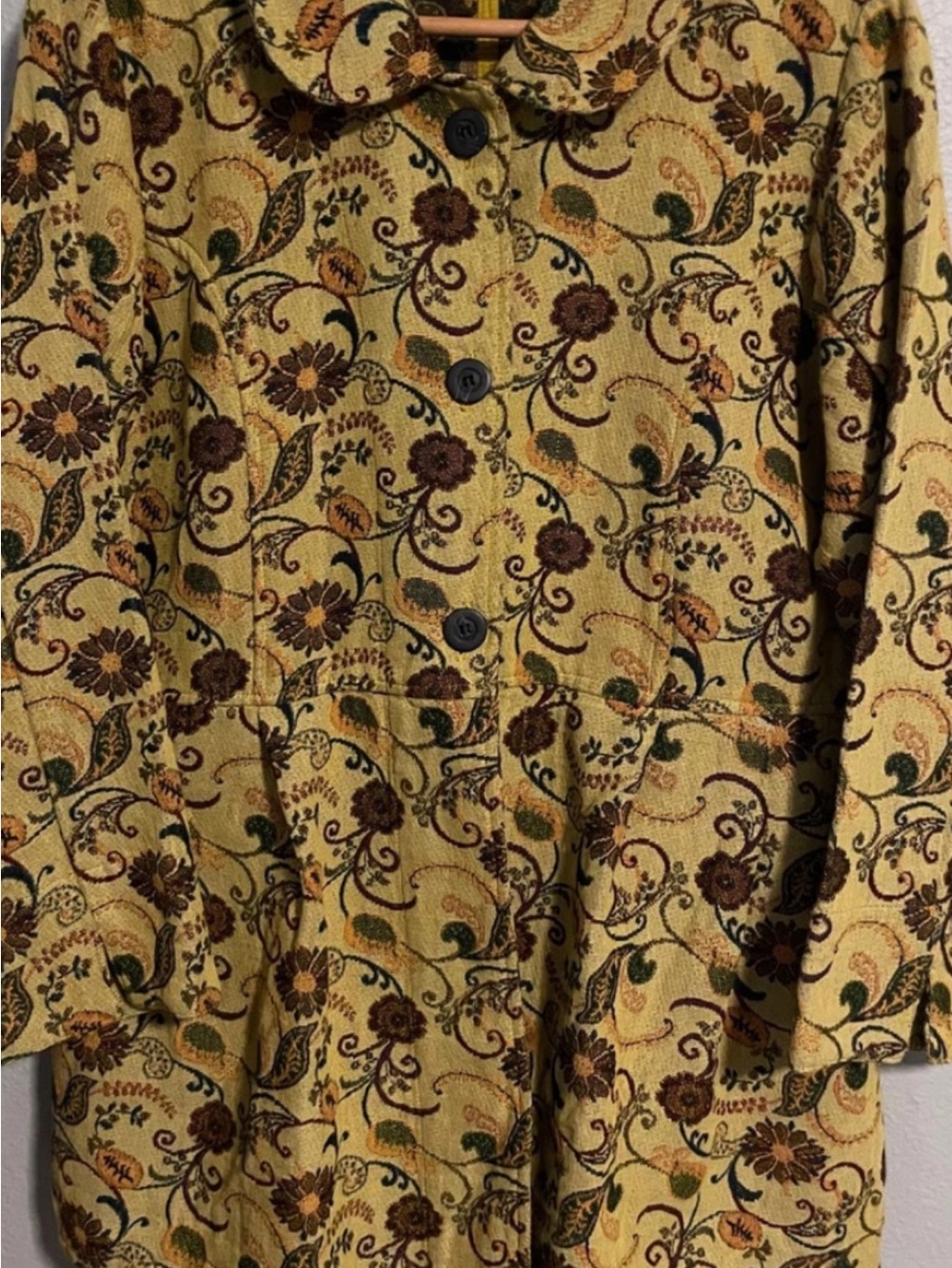 Eucalyptus Yellow Floral Button-Up duster coat. Vintage style